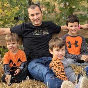 Meet your Posher, Jamie